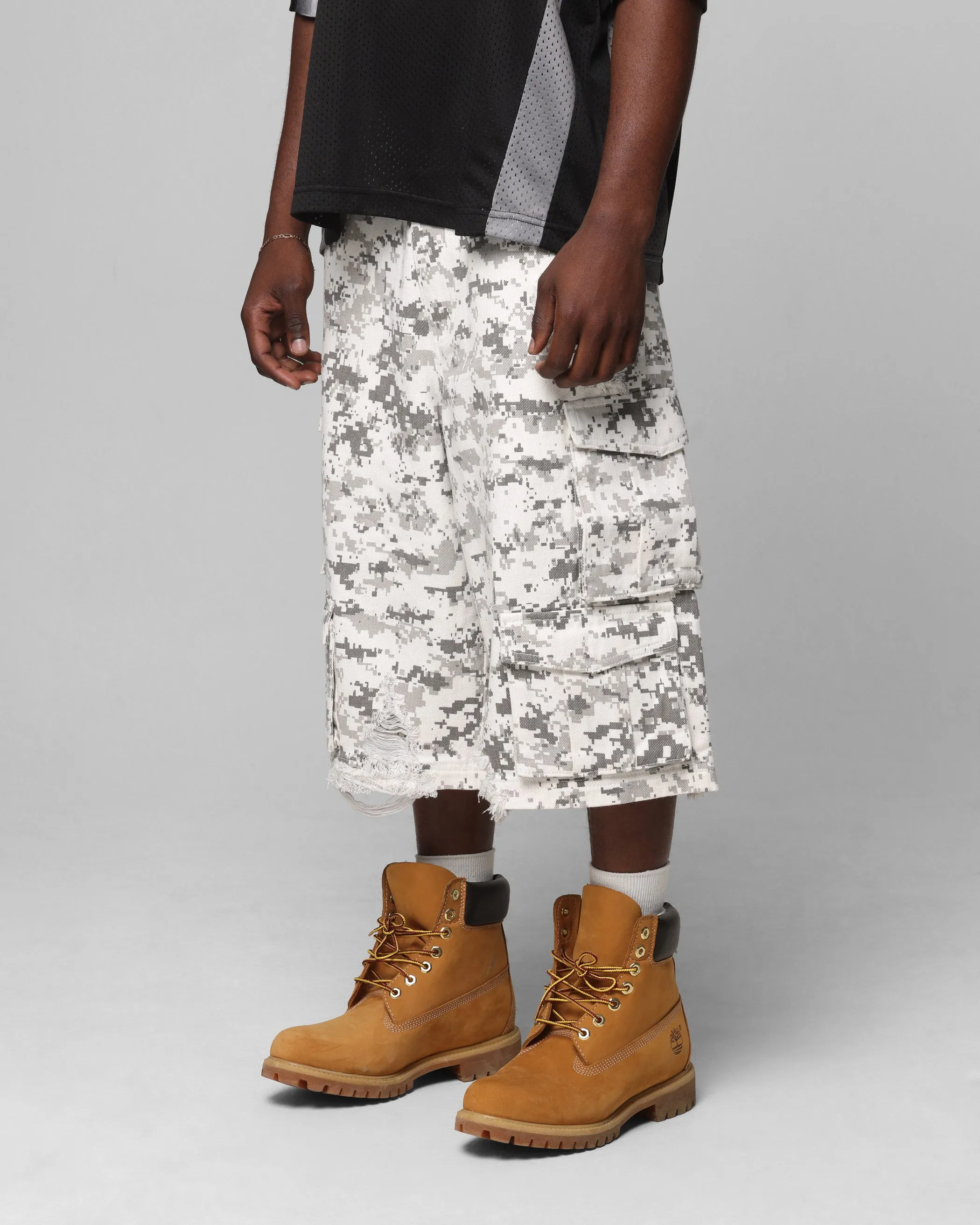 Loiter Collateral Cargo Shorts Digi Snow Camo