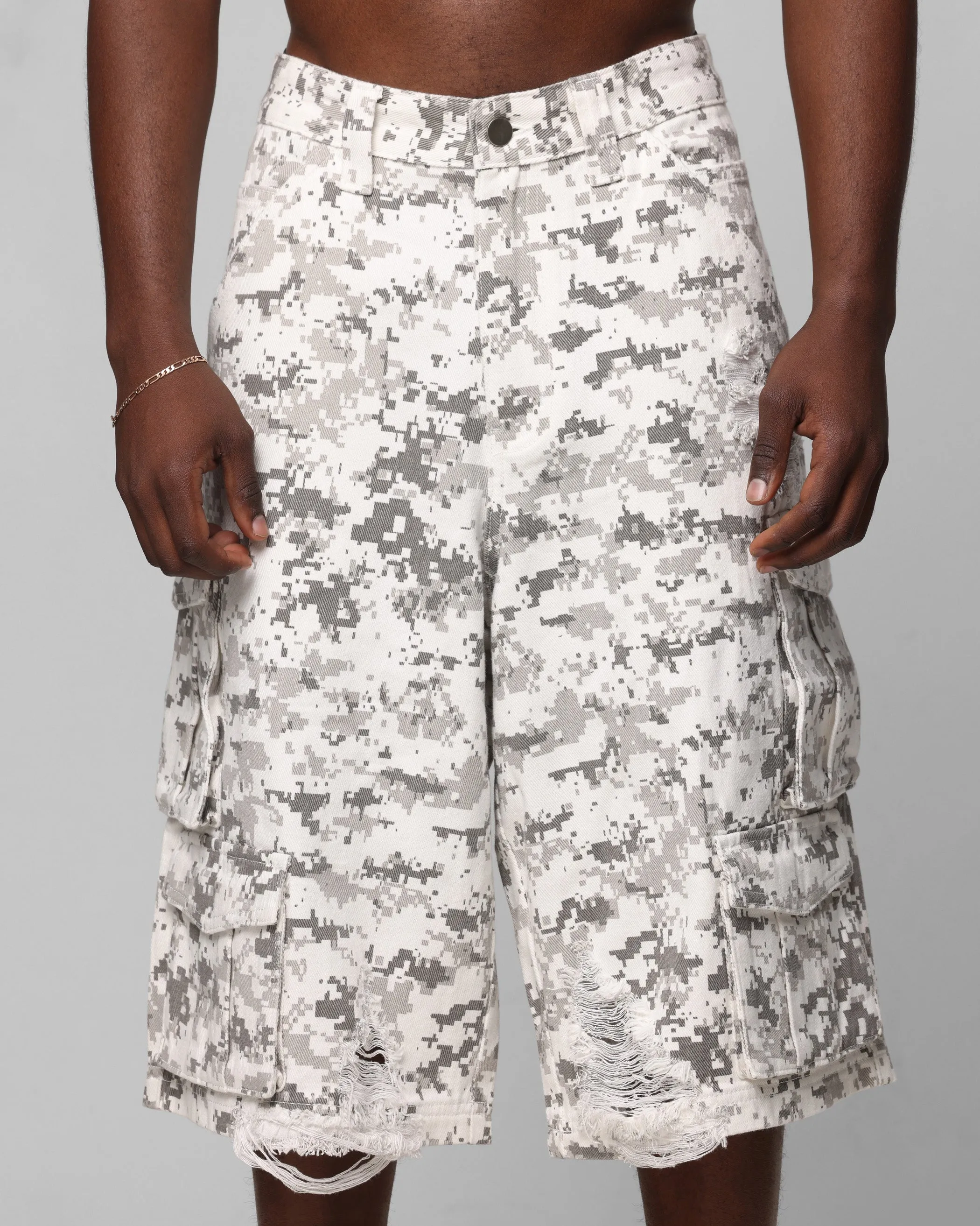 Loiter Collateral Cargo Shorts Digi Snow Camo