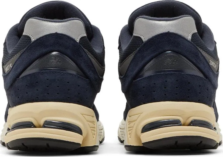 New Balance 2002R 'Eclipse Castlerock' sneakers, black