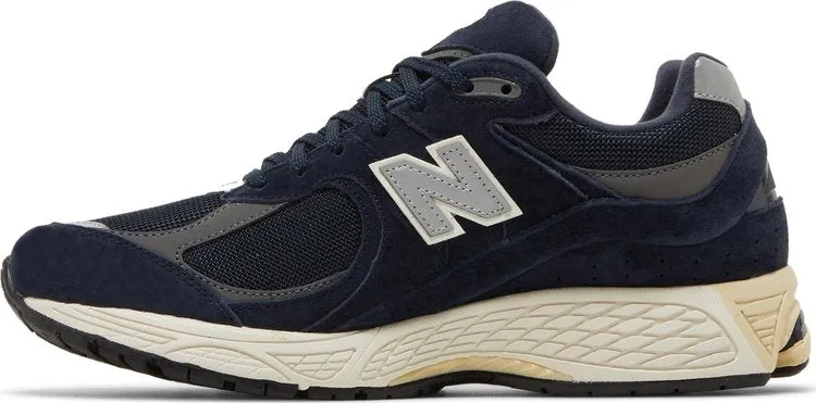 New Balance 2002R 'Eclipse Castlerock' sneakers, black