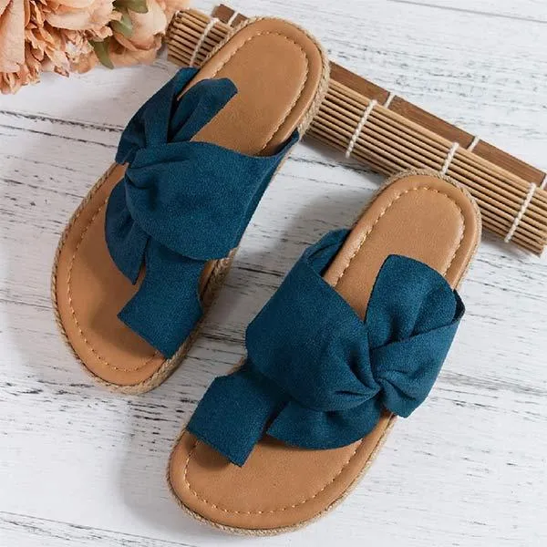 Women's Straw-Woven Thick-Sole Toe-Ring Sandals 42336607C